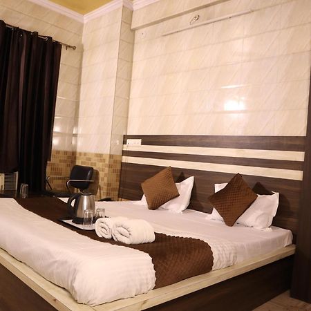 Hotel P R Palace Lucknow Exterior photo