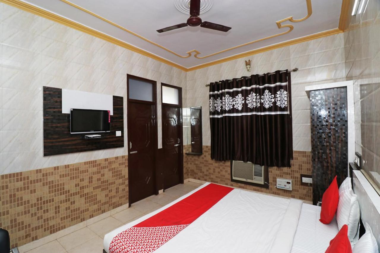 Hotel P R Palace Lucknow Exterior photo